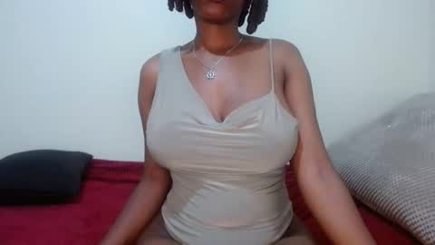 queen74890 online show from 10/24/25, 12:30