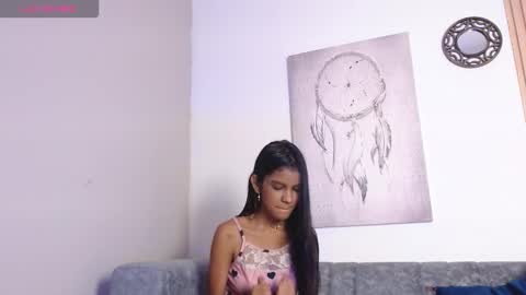 Snapshot of queen_adhara chatting on 03/09/26, 03:05 ANTONELLA online show from 03/09/26, 03:05