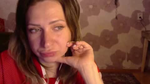 Snapshot of queen_daenerys chatting on 09/10/25, 08:09 Queen Daenerys online show from 09/10/25, 08:09