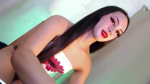 queen_danaya online show from 09/14/25, 04:44