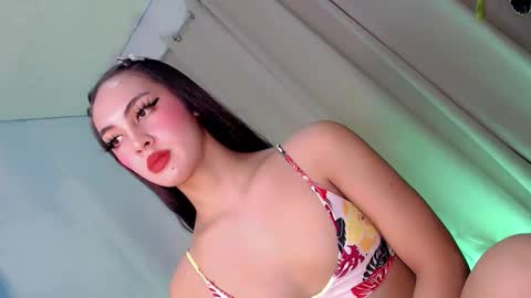 queen_danaya online show from 04/01/26, 12:11