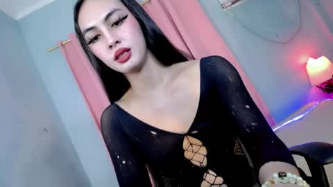 queen_danaya online show from 07/22/26, 12:30