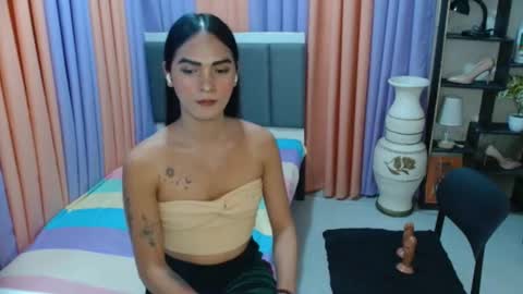 Snapshot of queen_dyosa chatting on 09/22/25, 05:48 Queen Dyosa online show from 09/22/25, 05:48