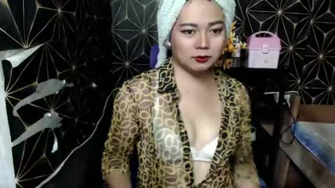 queen_ennah online show from 01/09/25, 06:06