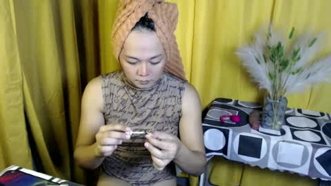 queen_ennah online show from 06/24/26, 05:17