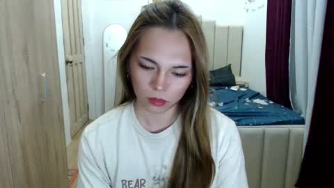Snapshot of queen_heart0 chatting on 03/02/26, 02:24 shawny online show from 03/02/26, 02:24
