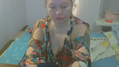queen_jane8 online show from 12/24/24, 08:27