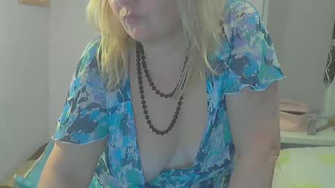 queen_jane8 online show from 02/21/25, 07:10