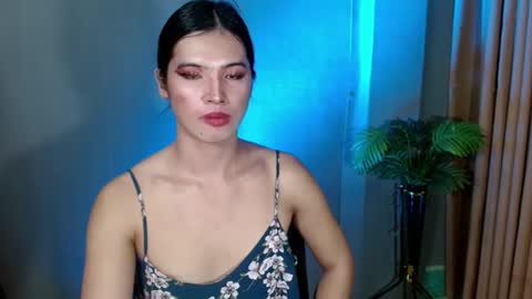 Kendal  online here from 6am-3pm philippine time online show from 02/11/25, 05:16