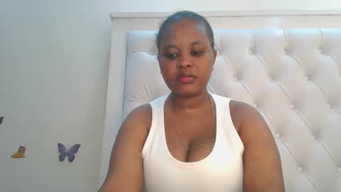 Snapshot of queen_kikih chatting on 01/19/26, 08:07 Queen kikih online show from 01/19/26, 08:07