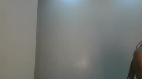 Snapshot of queen_kikih chatting on 01/31/26, 07:11 Queen kikih online show from 01/31/26, 07:11