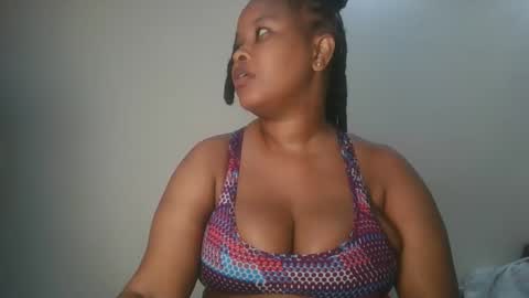 Snapshot of queen_kikih chatting on 02/11/26, 02:49 Queen kikih online show from 02/11/26, 02:49