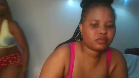 Snapshot of queen_kikih chatting on 02/14/26, 11:40 Queen kikih online show from 02/14/26, 11:40