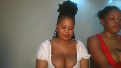 Snapshot of queen_kikih chatting on 03/02/26, 05:08 Queen kikih online show from 03/02/26, 05:08