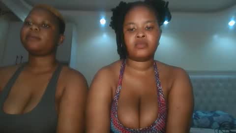 Snapshot of queen_kikih chatting on 03/13/26, 11:17 Queen kikih online show from 03/13/26, 11:17