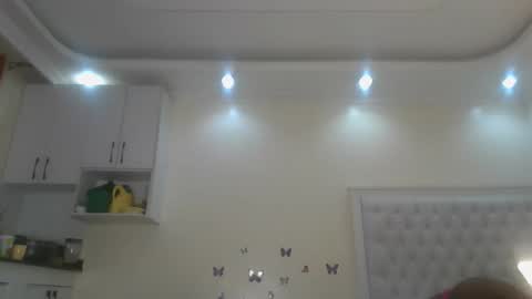 Snapshot of queen_kikih chatting on 03/15/26, 05:02 Queen kikih online show from 03/15/26, 05:02
