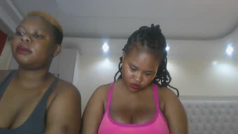 Snapshot of queen_kikih chatting on 03/16/26, 04:18 Queen kikih online show from 03/16/26, 04:18