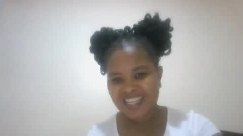 Snapshot of queen_kikih chatting on 04/19/26, 06:10 Queen kikih online show from 04/19/26, 06:10