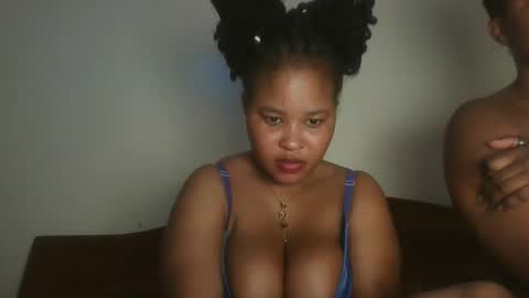 Snapshot of queen_kikih chatting on 04/21/26, 04:41 Queen kikih online show from 04/21/26, 04:41