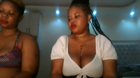 Snapshot of queen_kikih chatting on 05/14/26, 09:21 Queen kikih online show from 05/14/26, 09:21