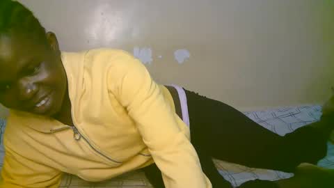 queen_latasha online show from 04/27/26, 07:01