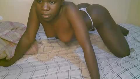 queen_latasha online show from 04/28/26, 08:14