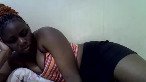 queen_leilla online show from 06/16/26, 02:47