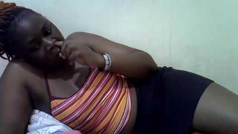 queen_leilla online show from 06/17/26, 02:58