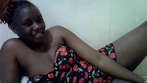 queen_leilla online show from 06/25/26, 04:56