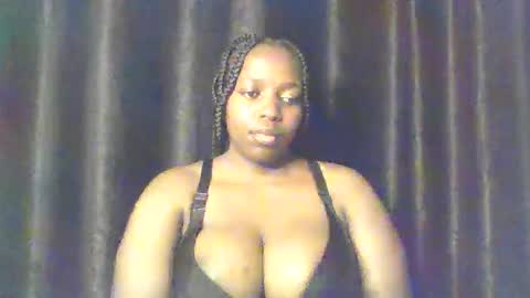 QUEEN online show from 03/12/26, 04:51