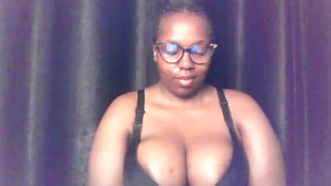 QUEEN online show from 06/30/26, 03:51