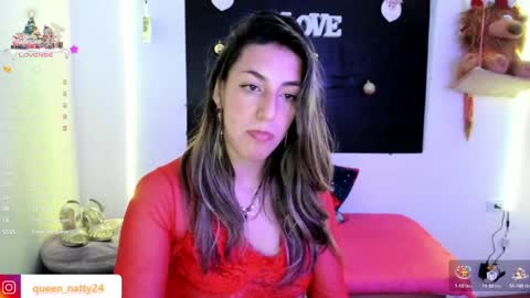 Snapshot of queen_natttyy chatting on 12/27/24, 08:35 queen_natttyy online show from 12/27/24, 08:35