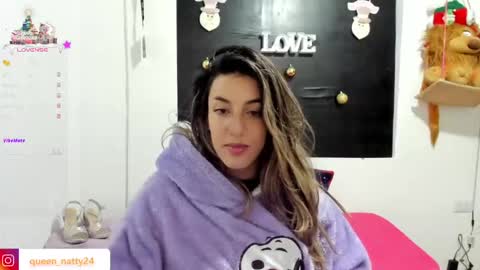 Snapshot of queen_natttyy chatting on 12/28/24, 03:47 queen_natttyy online show from 12/28/24, 03:47