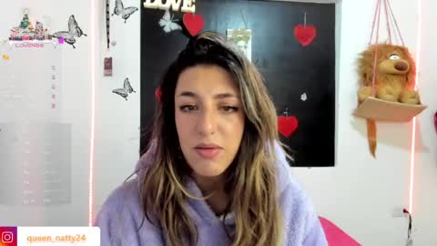 Snapshot of queen_natttyy chatting on 01/08/25, 06:31 queen_natttyy online show from 01/08/25, 06:31
