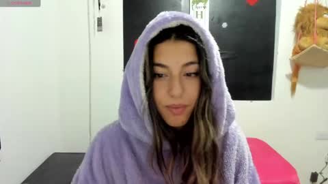 Snapshot of queen_natttyy chatting on 01/14/25, 03:22 queen_natttyy online show from 01/14/25, 03:22