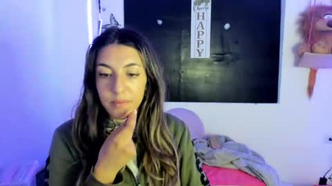 Snapshot of queen_natttyy chatting on 02/04/25, 04:05 queen_natttyy online show from 02/04/25, 04:05