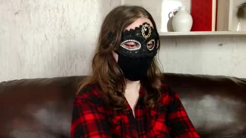 Snapshot of queen_nora chatting on 05/01/26, 10:14 Nora online show from 05/01/26, 10:14