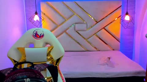   online show from 12/10/24, 11:43