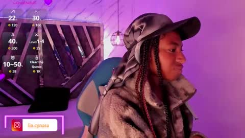   online show from 09/22/25, 11:23