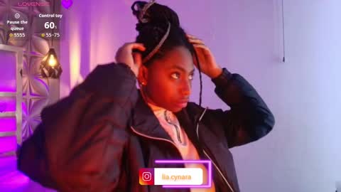 Snapshot of queen_perla_ chatting on 02/18/26, 11:50 online show from 02/18/26, 11:50