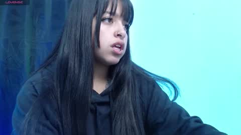 Snapshot of queen_salomme chatting on 10/09/25, 12:03 queen_salomme online show from 10/09/25, 12:03