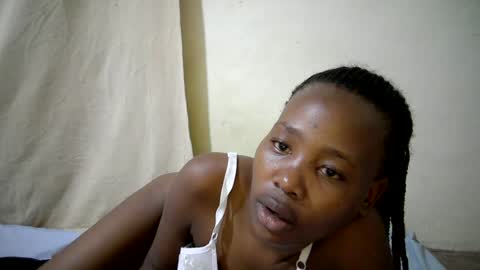 queen_slender online show from 06/12/26, 07:24