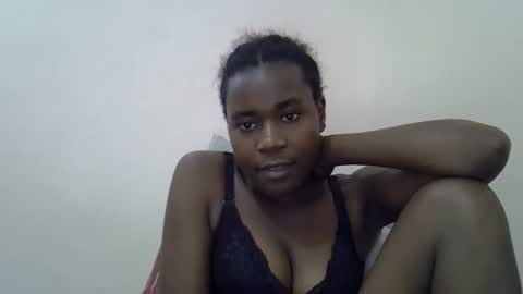 Snapshot of queen_sly chatting on 10/11/25, 12:04 queen_sly online show from 10/11/25, 12:04