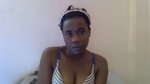 Snapshot of queen_sly chatting on 10/15/25, 07:52 queen_sly online show from 10/15/25, 07:52