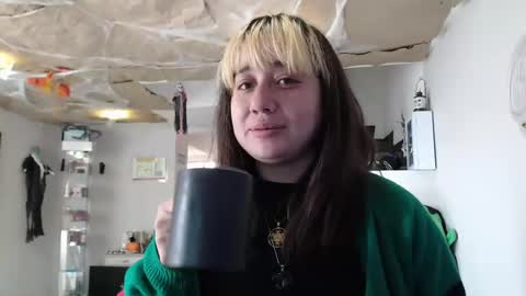 Snapshot of queen_zafiro88 chatting on 11/01/25, 01:46 Zafiro ILL BROADCAST UNTIL DECEMBER Onlyfans online show from 11/01/25, 01:46