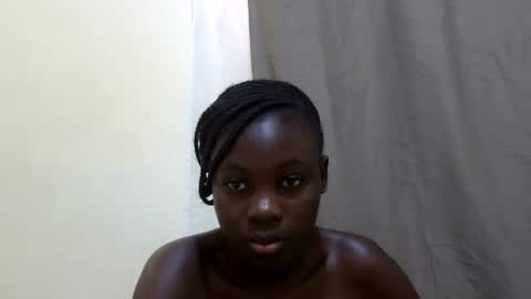 Snapshot of queen_zari1 chatting on 06/13/26, 04:21 queen_zari1 online show from 06/13/26, 04:21