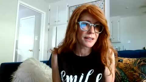 Snapshot of queenamber22 chatting on 06/12/26, 10:30 Queen Amber online show from 06/12/26, 10:30