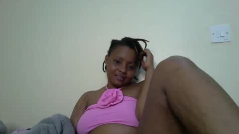 queen online show from 11/04/25, 07:13