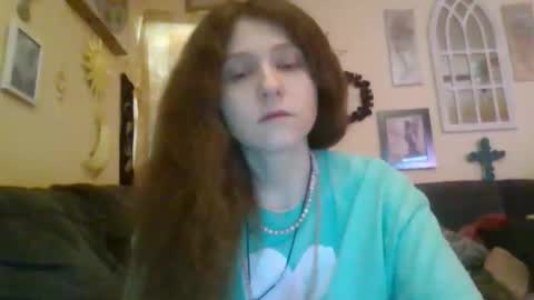 queencrimsonlvx online show from 04/30/26, 09:15