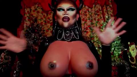 Wanda Luna online show from 12/08/24, 03:00